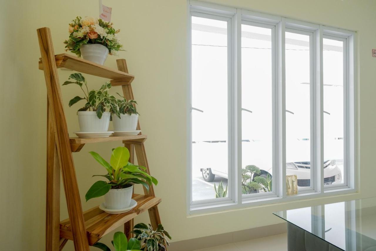 Reddoorz Near Rita Supermall Purwokerto 2 Екстериор снимка