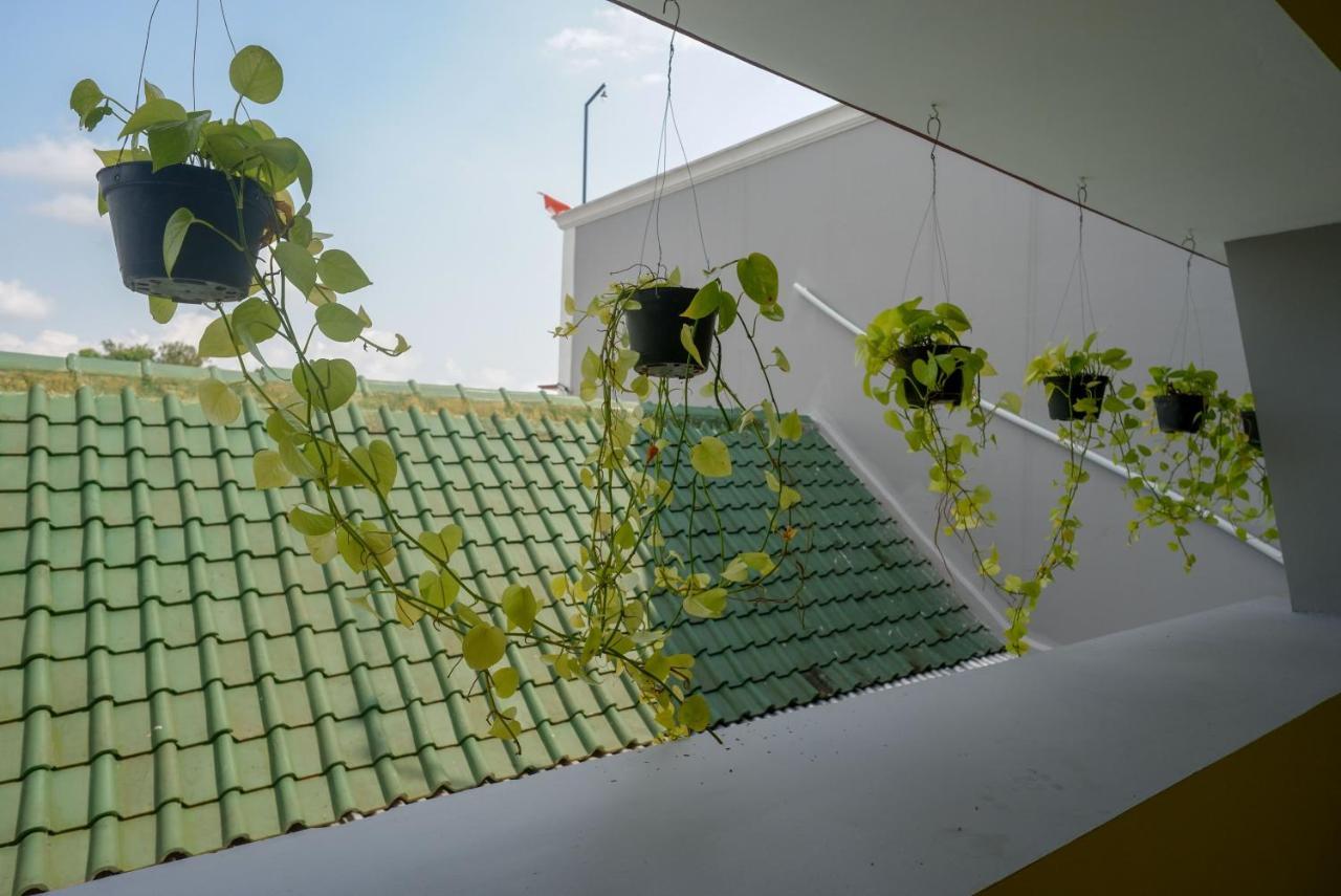 Reddoorz Near Rita Supermall Purwokerto 2 Екстериор снимка